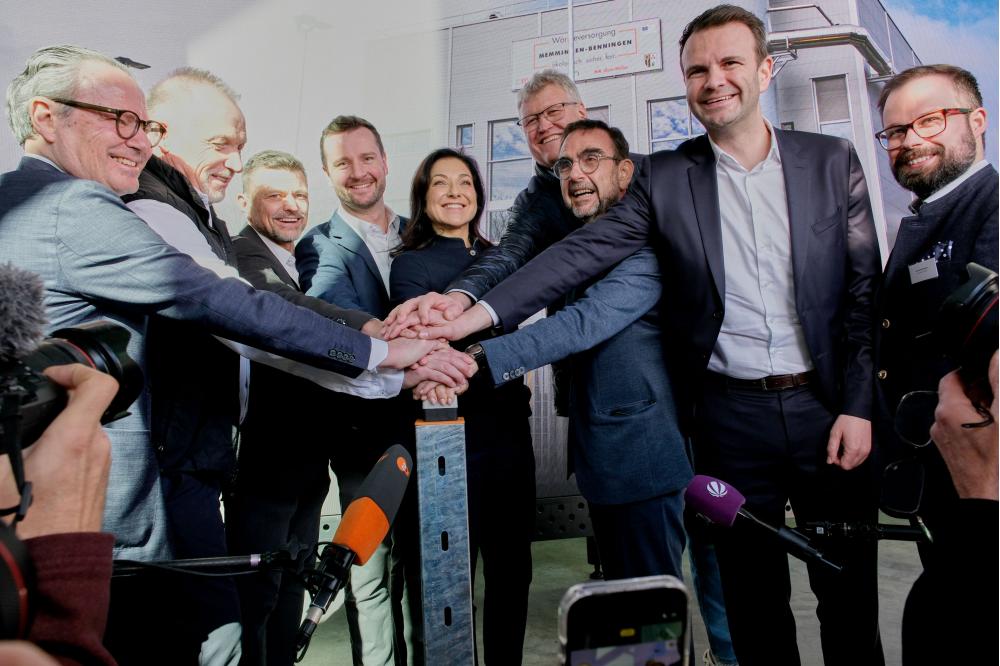 Offizieller Startschuss: Regenerative W&auml;rmeversorgung Memmingen-Benningen legt los